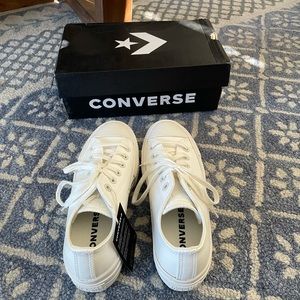 Converse white platform size 6.5